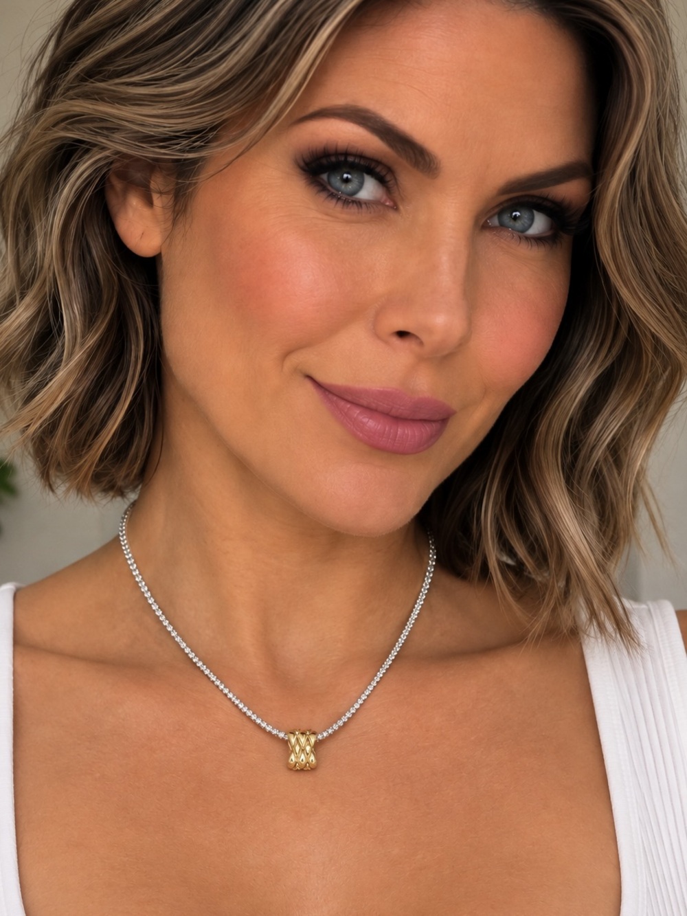 Two Tone Silver & Gold Textured Pendant Necklace 16” + 2” Extender